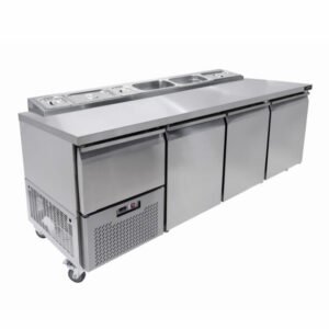 Refrigeradores de balcão – Tampo para pizza – Porta sólida – 3 portas e meia